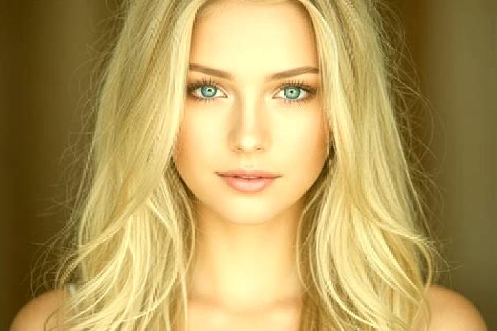 Chloe, 24, a blonde hazel-eyed mixed companion based in Strazov. Offering BDSM, Massage. Available for incall and outcall, overnight bookings available.