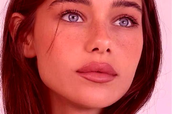 Chloe, 24, a brunette brown-eyed caribbean companion based in Replonges. Offering Prostate Massage, Striptease, Roleplay, GFE. Available for incall and outca...