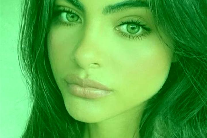 Chloe, 24, a brunette green-eyed mixed companion based in Kleinebersdorf. Offering Girlfriend Experience, Party Girl, GFE, Overnight. Available for incall an...