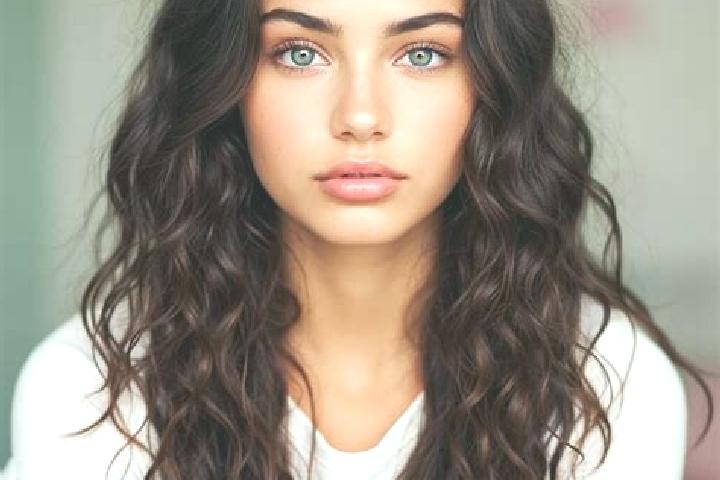 Chloe, 24, a dark blonde amber-eyed mediterranean companion based in Guatimozin. Offering Striptease, OWO, Party Girl, Girlfriend Experience. Available for i...
