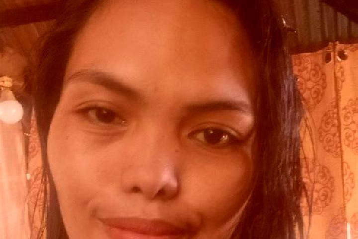 Chloe, 24 — Escort in Hingatungan, Philippines