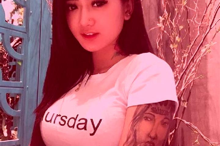 Chloe, 24 — Escort in Htein Ta Pin, Myanmar