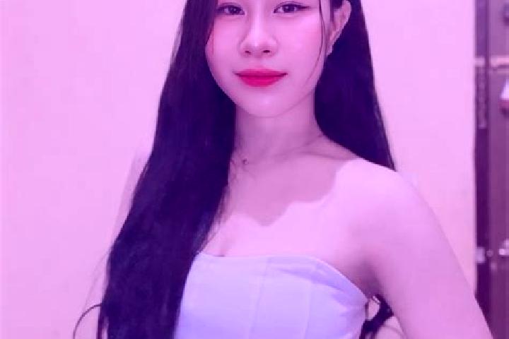 Chloe, 24 — Escort in Nagtipunan, Philippines