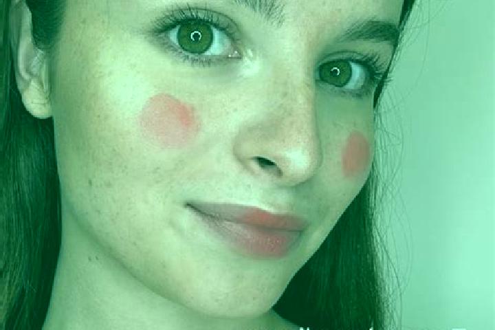 Chloe, 24 — Escort in Pomponne, France