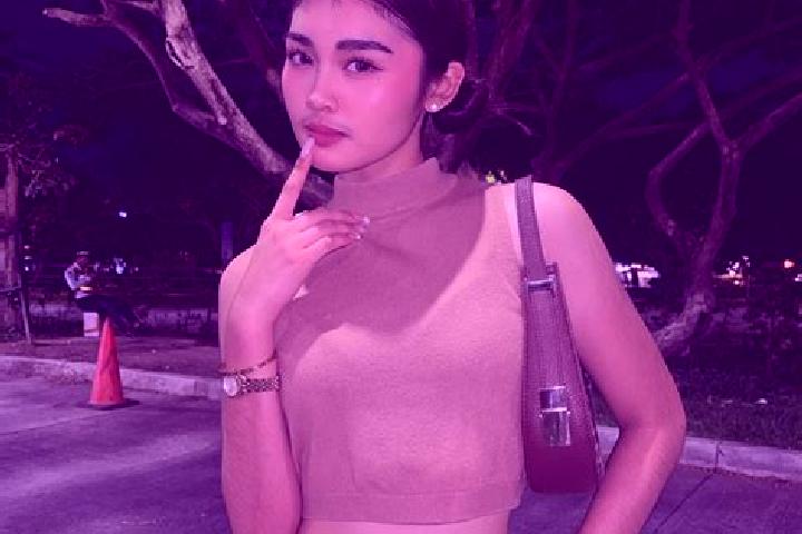 Chloe, 24 — Escort in Tuy, Philippines