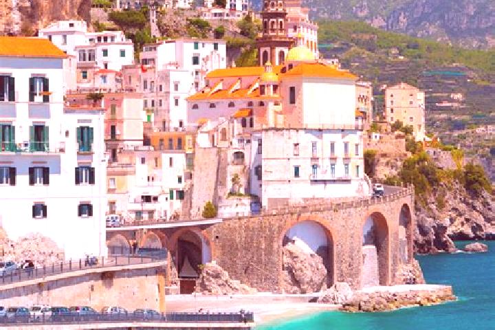 Chloe, 24 — Escort in Velo d Astico, Italy