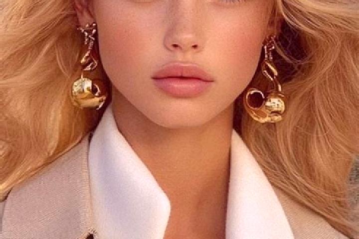Chloe, 25, a blonde green-eyed mediterranean companion based in Sao Bras do Suacui. Offering BDSM, 69, GFE, Massage, Girlfriend Experience. Available for inc...