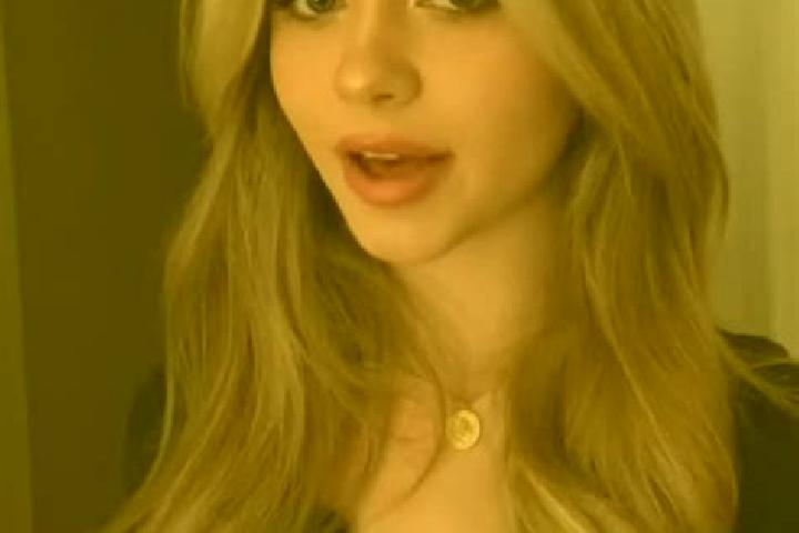 Chloe, 25, a blonde hazel-eyed mixed companion based in Abeanou. Offering Travel Companion, Party Girl, Deep French Kissing, A-Level, Striptease. Available f...