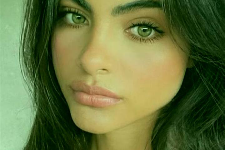 Chloe, 25, a brunette green-eyed middle eastern companion based in Nzaji. Offering Fetish, A-Level, Couples, Party Girl. Available for incall and outcall, ov...