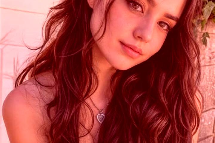 Chloe, 25, a brunette hazel-eyed european companion based in Frolovo. Offering Erotic Massage, Roleplay, Overnight. Available for incall and outcall, day and...