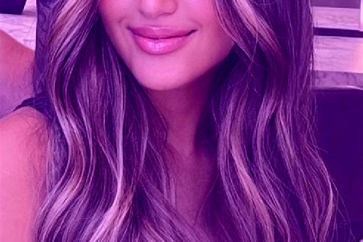 Chloe, 25, a dark blonde brown-eyed mediterranean companion based in Vejalpur. Offering CIM, Travel Companion, Erotic Massage, Tantra. Available for incall a...
