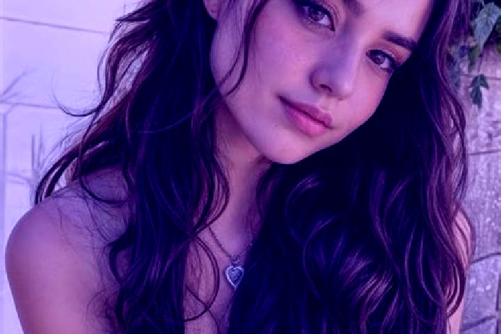 Chloe, 25, a red hazel-eyed caucasian companion based in Xiejiapu. Offering 69, Striptease, Deep French Kissing, GFE. Available for incall and outcall, overn...