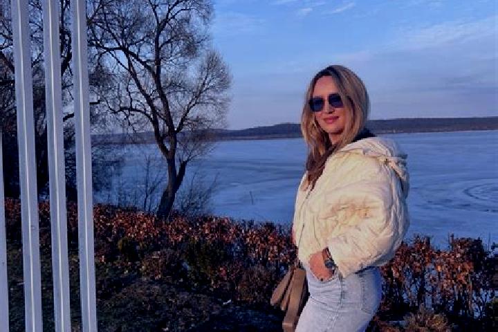 Chloe, 25 — Escort in Bryukhovychi, Ukraine