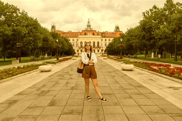 Chloe, 25 — Escort in Radenka, Serbia