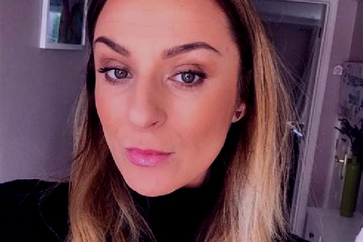 Chloe, 25 — Escort in Rosioru, Romania