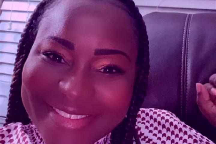 Chloe, 25 — Escort in Semmes, United States