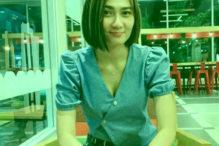 Chloe, 25 — Escort in Tha Tum, Thailand