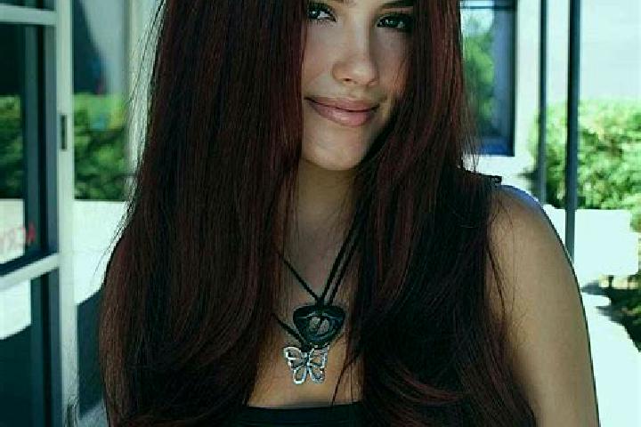 Chloe, 26, a auburn dark-eyed mediterranean companion based in Middelburg. Offering Erotic Massage, Striptease, 69, Domination. Available for incall and outc...