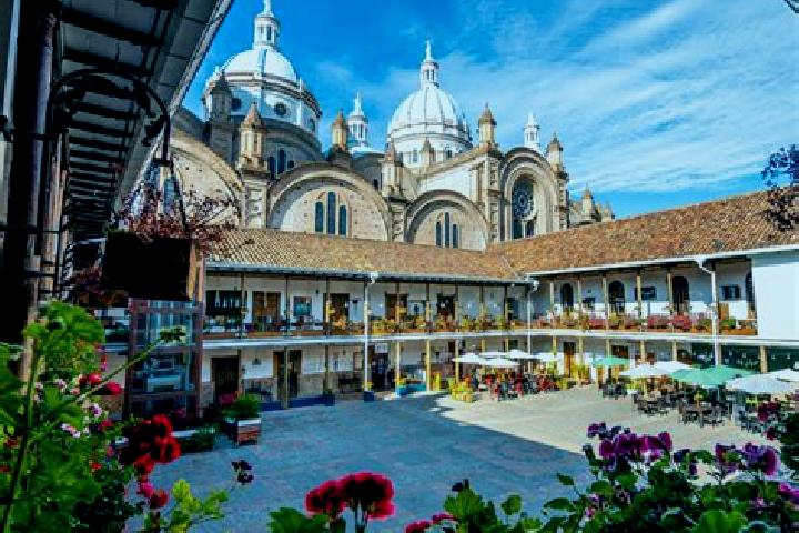 Chloe, 26 — Escort in Cuenca, Ecuador