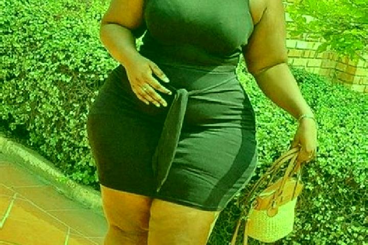 Chloe, 26 — Escort in Erzhausen, Germany