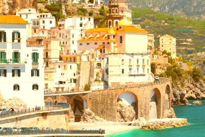 Chloe, 26 — Escort in Girasole, Italy