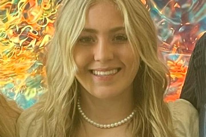 Chloe, 26 — Escort in Kaukauna, United States
