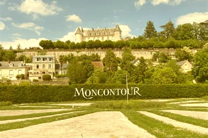 Chloe, 26 — Escort in Moncontour, France
