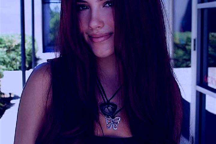 Chloe, 27, a auburn dark-eyed asian companion based in Barateaz. Offering Couples, BDSM, Striptease. Available for incall and outcall, overnight bookings ava...