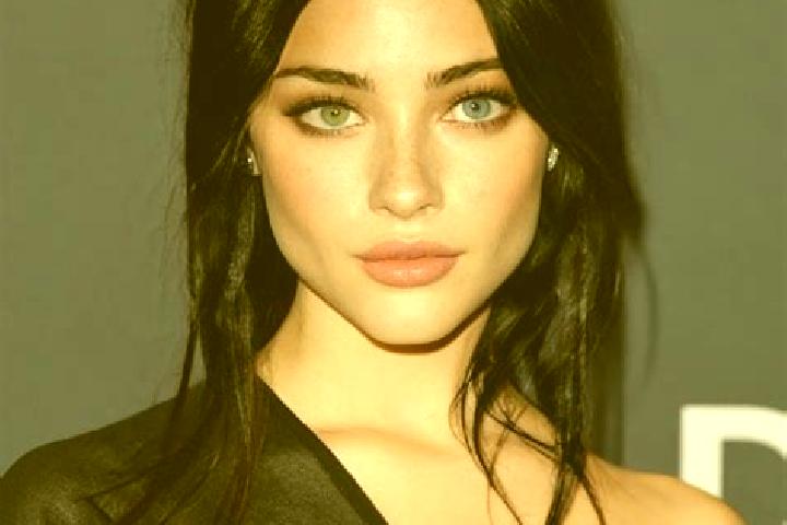 Chloe, 27, a black blue-eyed latina companion based in Patmos. Offering Travel Companion, Dinner Date, Deep French Kissing, Prostate Massage, Roleplay. Avail...
