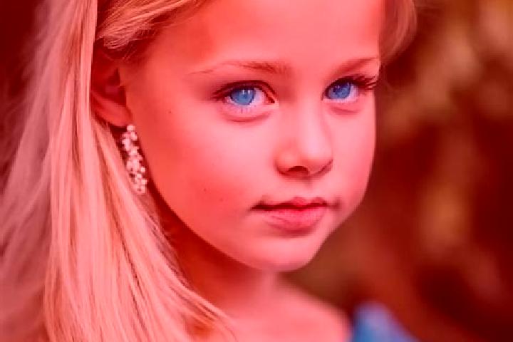 Chloe, 27, a blonde blue-eyed caribbean companion based in Lesaka. Offering Erotic Massage, Tantra, Travel Companion. Available for incall and outcall, overn...