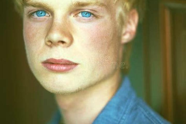 Chloe, 27, a blonde blue-eyed caucasian companion based in Sao Joao da Barra. Offering Roleplay, OWO, Domination, Tantra. Available for incall and outcall, o...