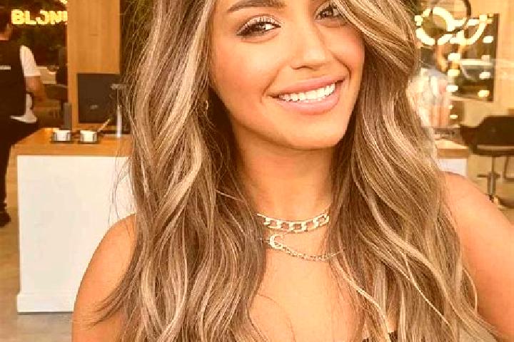 Chloe, 27, a blonde dark-eyed ebony companion based in Pedra Azul. Offering Prostate Massage, Couples, 69, BDSM. Available for incall and outcall, day and ev...