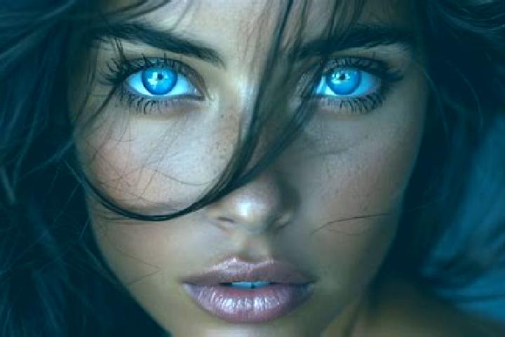 Chloe, 27, a chestnut blue-eyed latina companion based in Plouenan. Offering Fetish, Girlfriend Experience, BDSM, Prostate Massage, Roleplay. Available for i...