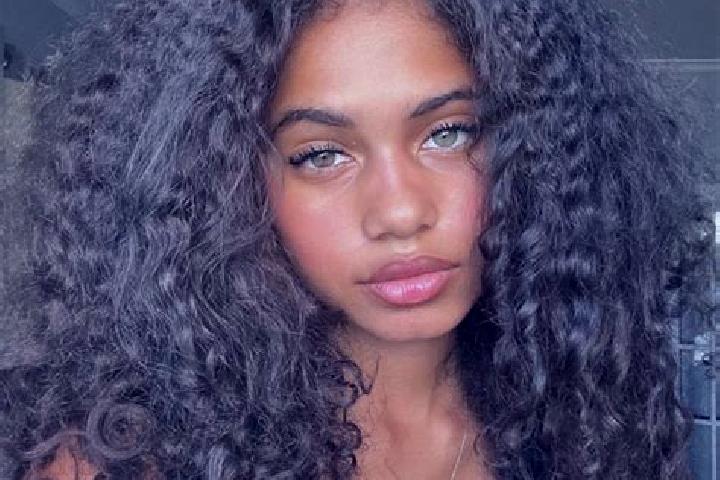 Chloe, 27, a dark blonde blue-eyed ebony companion based in Manta Rota. Offering Roleplay, Overnight, Party Girl, BDSM. Available for incall and outcall, day...