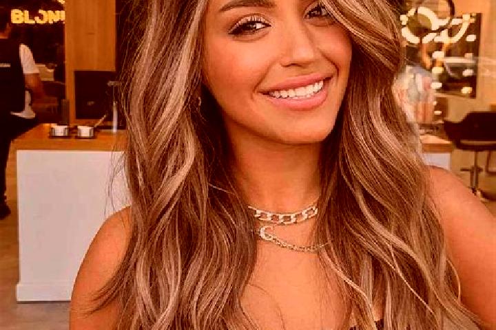 Chloe, 27, a dark blonde brown-eyed mixed companion based in Cedar Valley. Offering Couples, GFE, CIM. Available for incall and outcall, overnight bookings a...