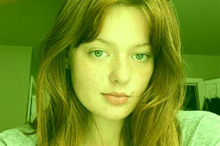 Chloe, 27, a red grey-eyed ebony companion based in Lofall. Offering Duos, Roleplay, CIM. Available for incall and outcall, day and evening dates.
