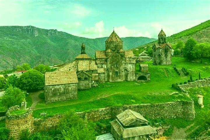 Chloe, 27 — Escort in Aragats, Armenia