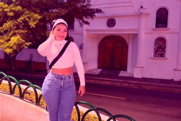 Chloe, 27 — Escort in Arroyo Tigre, Mexico