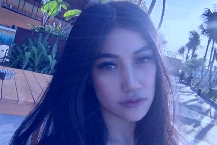Chloe, 27 — Escort in Bandung, Indonesia