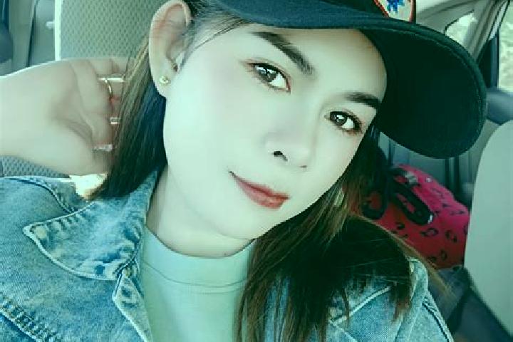 Chloe, 27 — Escort in Chon Daen, Thailand