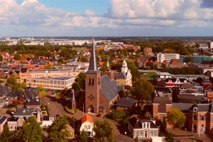 Chloe, 27 — Escort in Nijemirdum, Netherlands