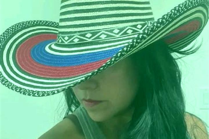 Chloe, 27 — Escort in San Andres de Sotavento, Colombia