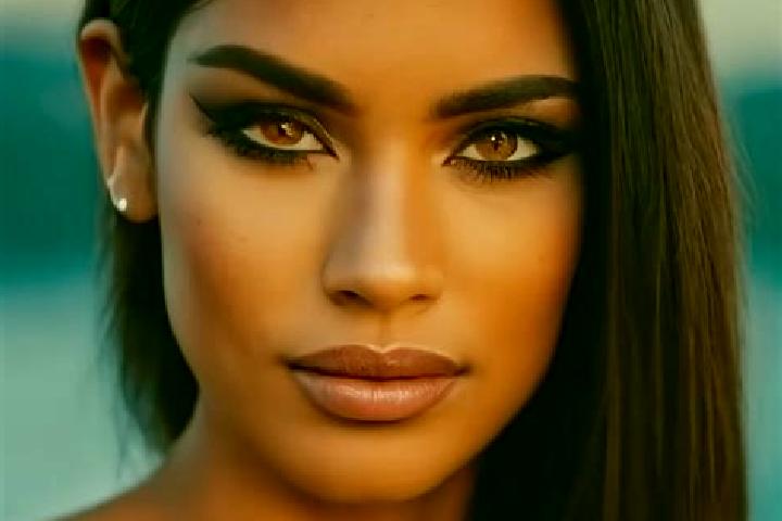 Chloe, 28, a black dark-eyed latina companion based in MalemHodar. Offering 69, Dinner Date, BDSM, A-Level. Available for incall and outcall, overnight booki...