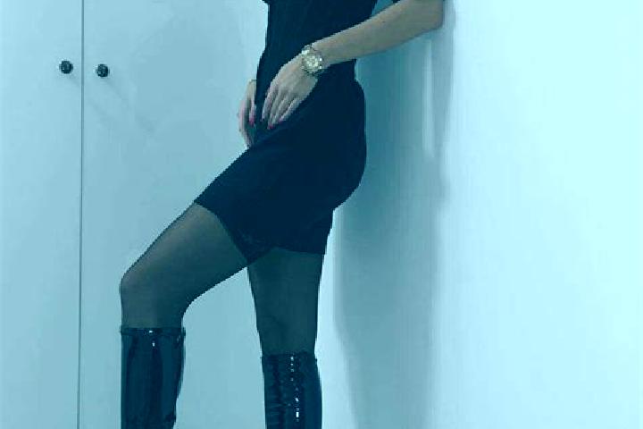 Chloe, 28, a black grey-eyed caribbean companion based in Presidente Figueiredo. Offering Fetish, Couples, Prostate Massage, Tantra. Available for incall and...