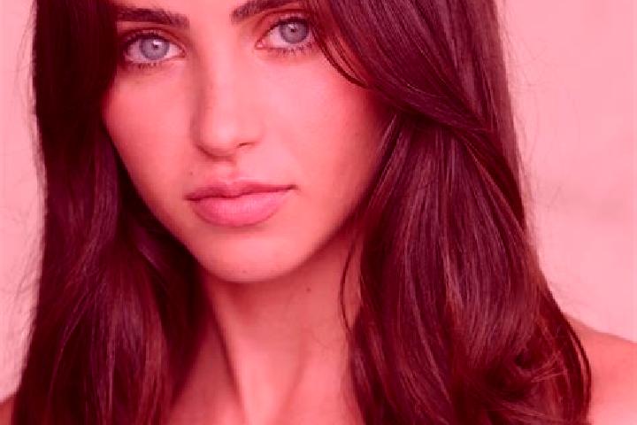 Chloe, 28, a brunette blue-eyed caribbean companion based in Mjaellby. Offering Erotic Massage, Domination. Available for incall and outcall, overnight booki...