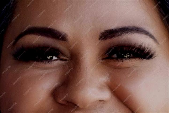 Chloe, 28, a red green-eyed latina companion based in Akbakay. Offering Travel Companion, Fetish, Dinner Date. Available for incall and outcall, day and even...