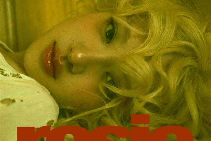 Chloe, 28 — Escort in La Roche-Blanche, France