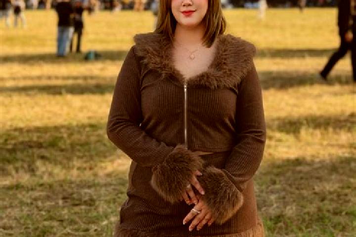 Chloe, 28 — Escort in Norapat, Armenia
