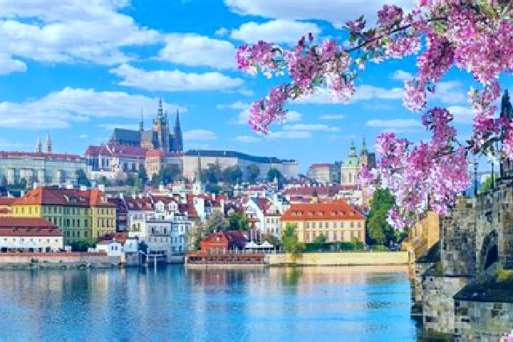 Chloe, 28 — Escort in Prague, Czech Republic