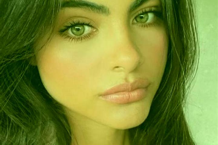Chloe, 29, a brunette green-eyed latina companion based in Queanbeyan West. Offering 69, Roleplay, Striptease, Prostate Massage. Available for incall and out...